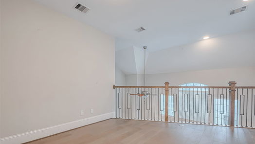 Houston 3-story, 3-bed 2711 Strathwood Lane-idx