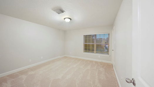 Humble 2-story, 4-bed 7030 Dewberry Shores Lane-idx