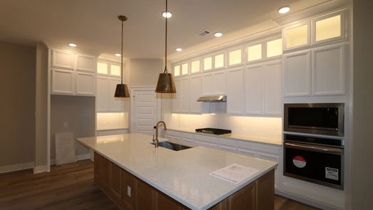 Montgomery 1-story, 3-bed 431 N Pilazzo Street-idx