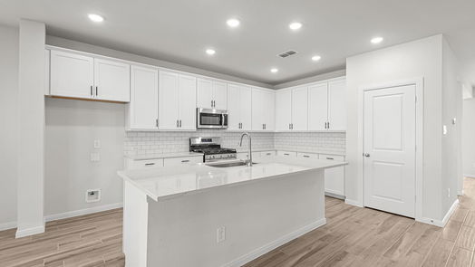 Waller 2-story, 4-bed 21726 Oakwood Drive-idx