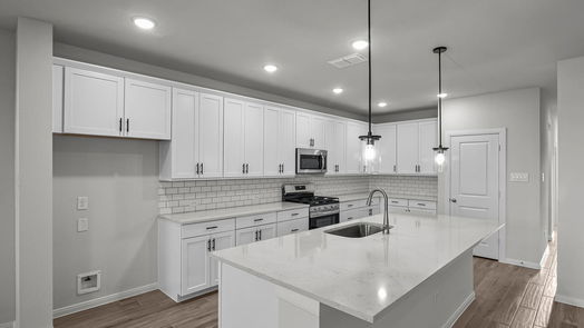 Waller 2-story, 5-bed 21702 Oakwood Drive-idx