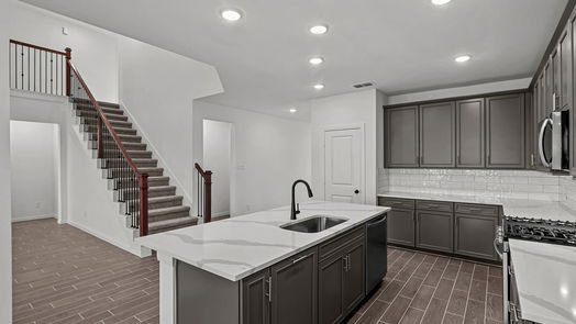 Waller 2-story, 4-bed 21742 Oakwood Drive-idx