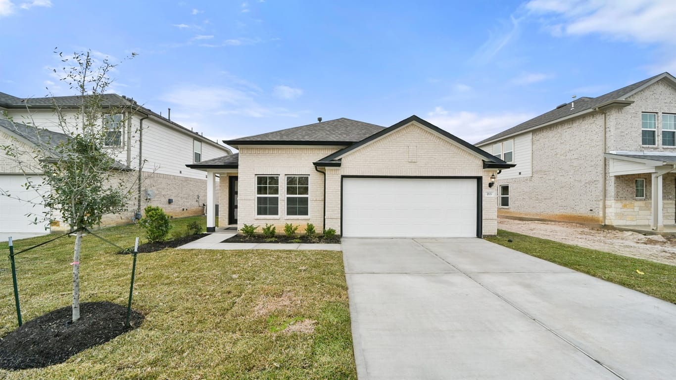 Magnolia 1-story, 3-bed 213 Harlingen Drive-idx