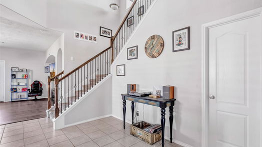 Crosby 2-story, 4-bed 13702 Kodiak Brown Bear Street-idx