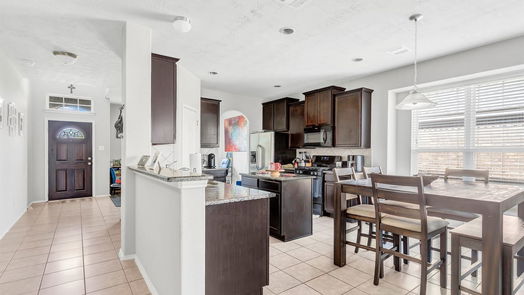 Crosby 2-story, 4-bed 13702 Kodiak Brown Bear Street-idx