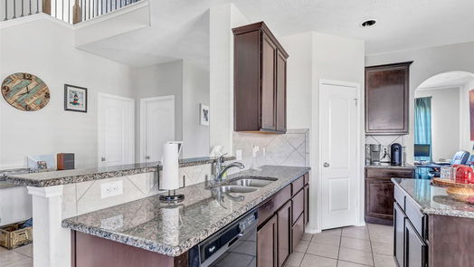 Crosby 2-story, 4-bed 13702 Kodiak Brown Bear Street-idx
