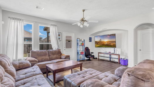 Crosby 2-story, 4-bed 13702 Kodiak Brown Bear Street-idx