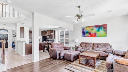 Crosby 2-story, 4-bed 13702 Kodiak Brown Bear Street-idx