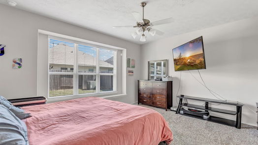 Crosby 2-story, 4-bed 13702 Kodiak Brown Bear Street-idx