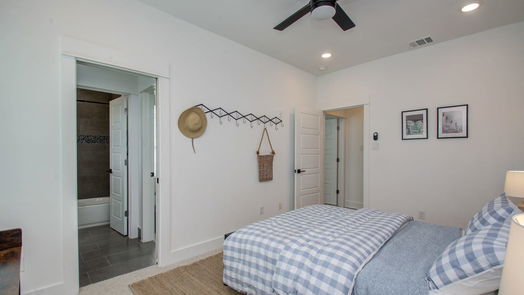 Houston 2-story, 3-bed 778 W Tidwell Road J-idx