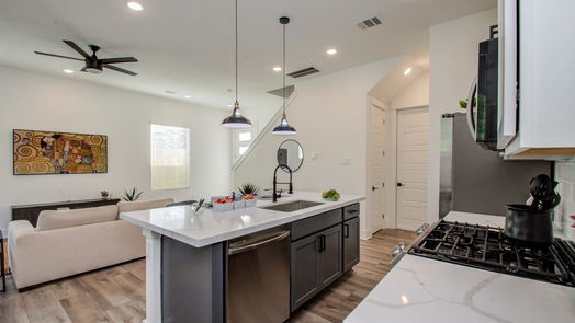 Houston 2-story, 3-bed 778 W Tidwell Road J-idx