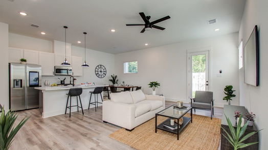 Houston 2-story, 3-bed 778 W Tidwell Road J-idx