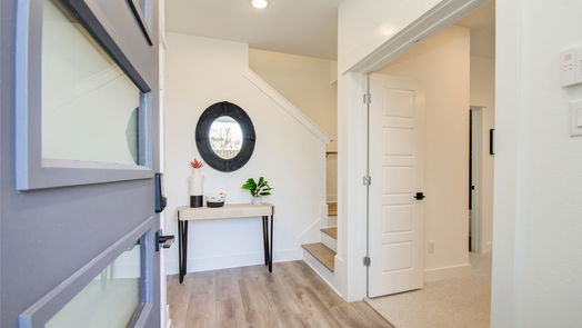 Houston 3-story, 3-bed 2206 SPRINGWOOD VISTA Lane-idx