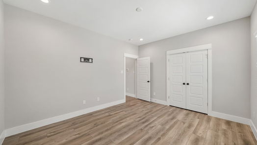 Houston 2-story, 3-bed 5216 Pinemont Creek Lane-idx