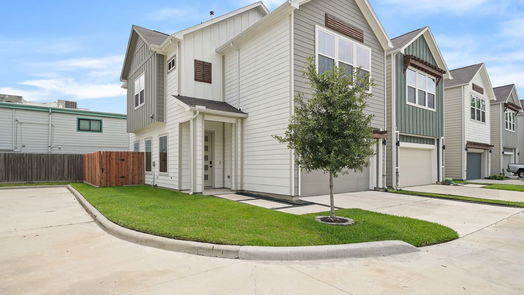 Houston 2-story, 3-bed 5216 Pinemont Creek Lane-idx