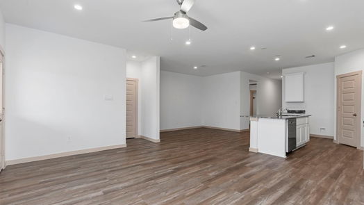Alvin 1-story, 4-bed 1724 Lily Pad Drive-idx