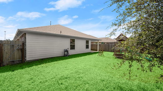 Conroe 1-story, 4-bed 2226 Strong Horse Drive-idx