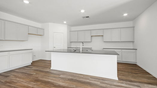 Conroe 1-story, 5-bed 16004 Bill Court-idx