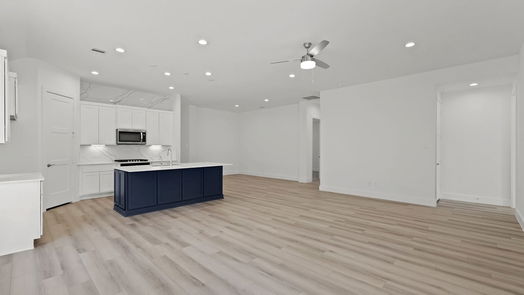 Conroe 1-story, 4-bed 303 Springfield Terrace Drive-idx