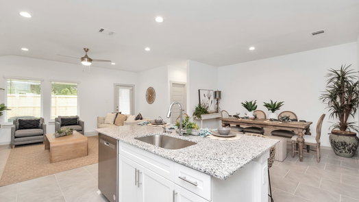 Fresno 1-story, 4-bed 4943 Pine Haven Lane-idx