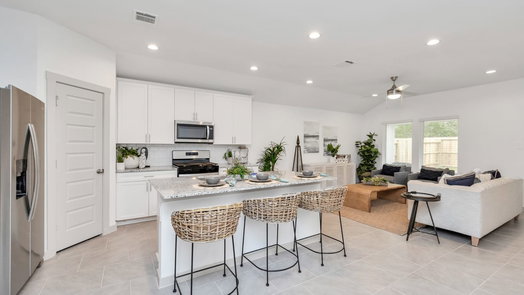 Fresno 1-story, 4-bed 4943 Pine Haven Lane-idx