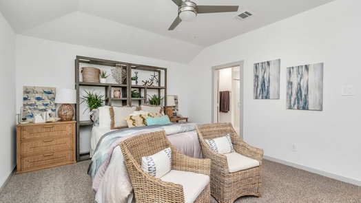 Fresno 1-story, 4-bed 4943 Pine Haven Lane-idx