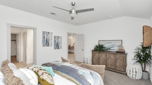 Fresno 1-story, 4-bed 4943 Pine Haven Lane-idx