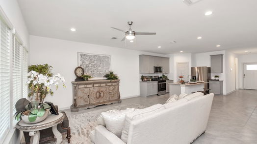 Fresno 2-story, 4-bed 4922 Arvida Lane-idx