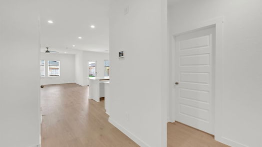 Fulshear 2-story, 4-bed 30614 Skye Villa Lane-idx