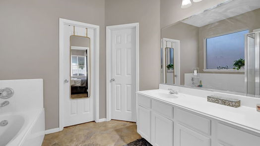 Houston 2-story, 4-bed 21011 Kirkland Woods Drive-idx