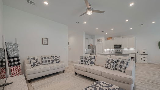 Montgomery 1-story, 4-bed 1672 Happy Valley Street-idx