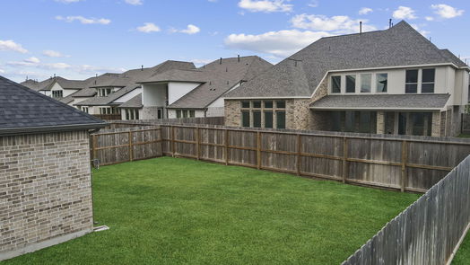 Richmond 2-story, 5-bed 2847 Red Rosehip Dr-idx