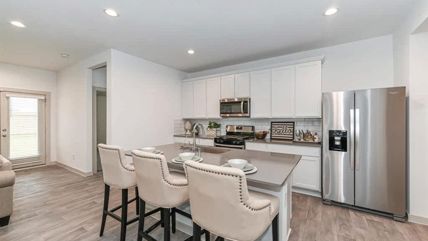 Sealy 1-story, 3-bed 1310 Bison View Lane-idx