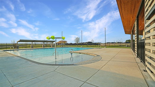 Sealy 1-story, 4-bed 2027 Woodlark Way-idx