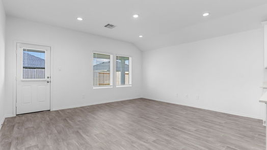 Sealy 1-story, 4-bed 2027 Woodlark Way-idx
