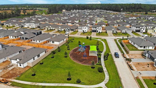 Splendora 2-story, 4-bed 14816 Crimson Peak Lane-idx