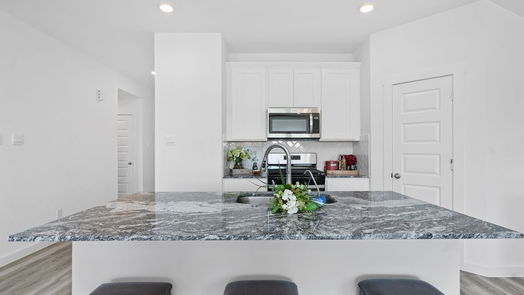 Texas City null-story, 4-bed 8705 Marlow Drive-idx