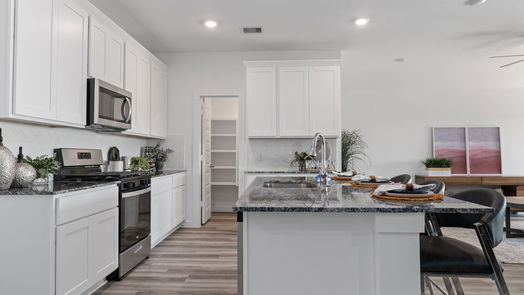 Texas City 1-story, 4-bed 8717 Marlow Drive-idx
