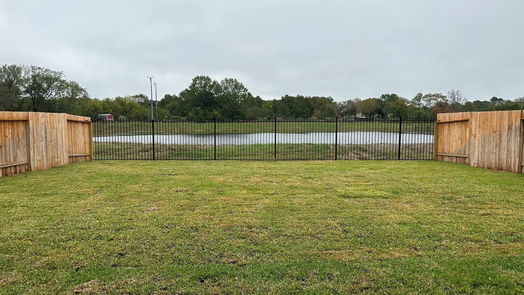 Willis 1-story, 3-bed 12846 Water Drive-idx