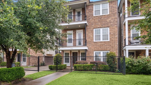 Houston 3-story, 3-bed 921 W 19th Street B-idx