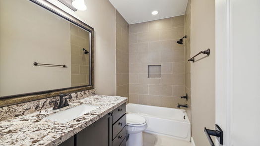 Houston 3-story, 3-bed 921 W 19th Street B-idx