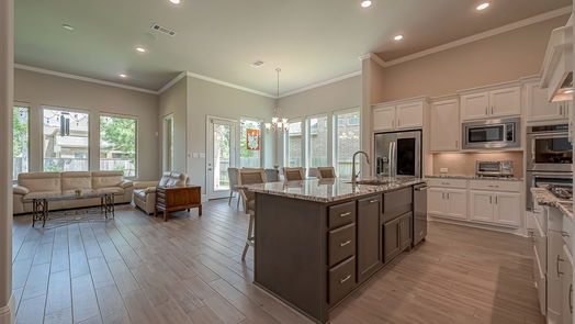 Conroe 1-story, 3-bed 208 Bee Balm Court-idx