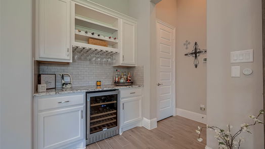 Conroe 1-story, 3-bed 208 Bee Balm Court-idx