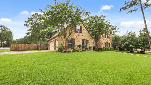 Magnolia 2-story, 4-bed 40503 Manor Drive-idx