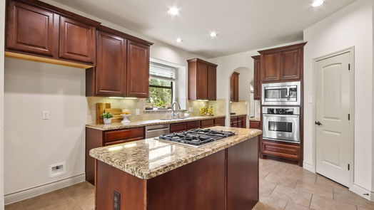Magnolia 2-story, 4-bed 40503 Manor Drive-idx