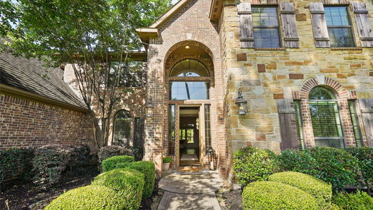Magnolia 2-story, 4-bed 40503 Manor Drive-idx