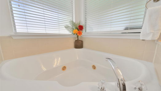 Pinehurst 1-story, 3-bed 12010 Bunny Lane-idx