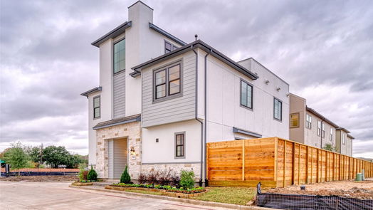 Houston 3-story, 3-bed 12012 Royal Oaks Run-idx