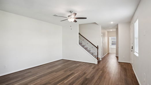 Pearland 2-story, 4-bed 7117 Fannin Street-idx