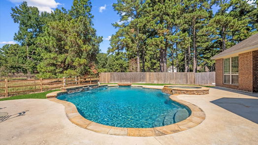 Tomball null-story, 5-bed 22415 Pine Tree Drive-idx